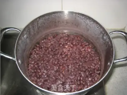Make Strawberry Dafu step 1