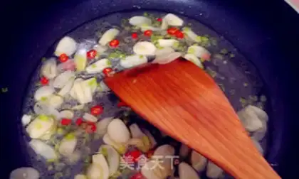 Make Garlic Belt step 9