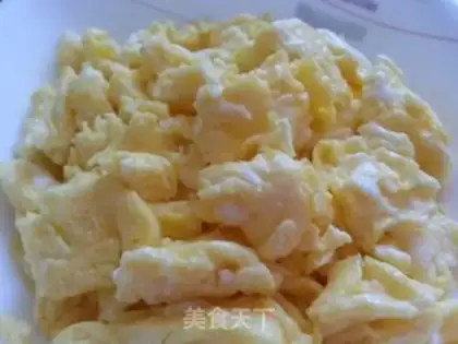 Make Tomato eggs for noodles step 1