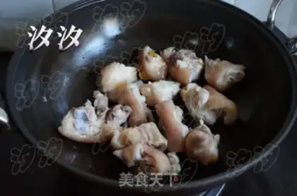 Make Spicy mountain pig hoof step 8
