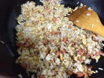 Make Garlic fried rice step 6