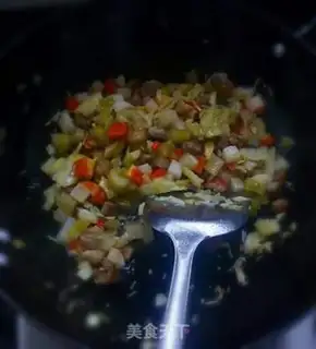 Make Pickle mushrooms and powdered powder step 2