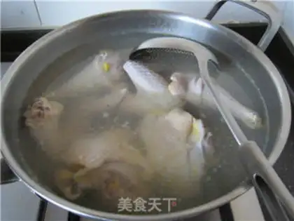 Make The chicken soup step 1