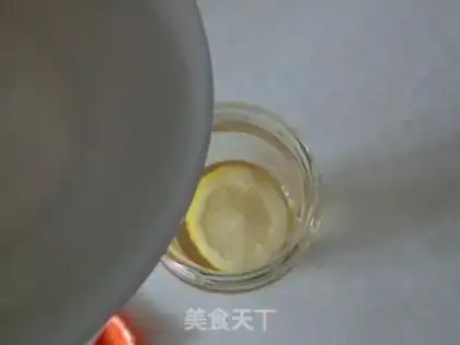 Make Honey lemonade step 4