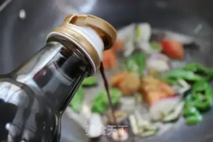 Make Egg-fried stick noodles step 6