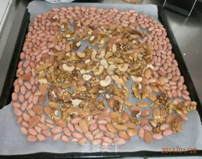 Make Peanut pie step 0