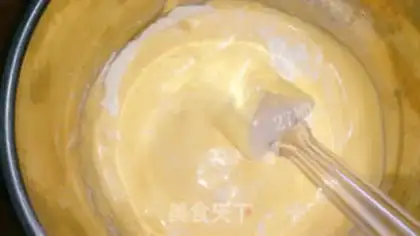Make Frozen pine rolls step 6