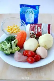 Make Christmas tree salad step 0