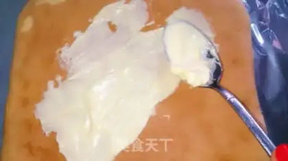Make Frozen pine rolls step 12