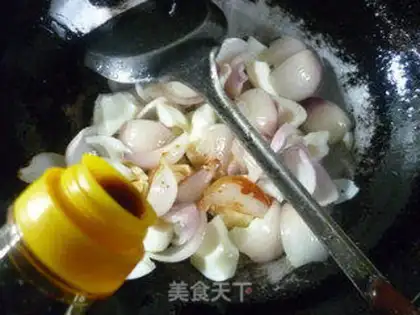 Make Christmas tree salad step 9