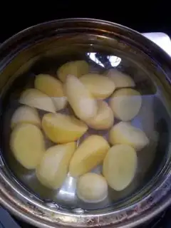Make Tiger-skinned potato garlic step 1