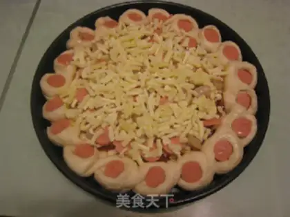 Make Ham shrimp pizza step 15
