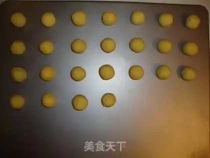 Make Greek ball step 7