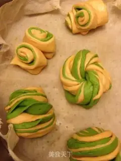 Make Small roll step 7