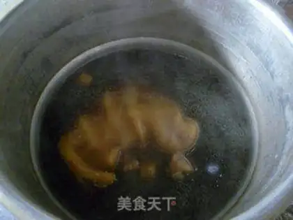 Make Smoky ears step 10