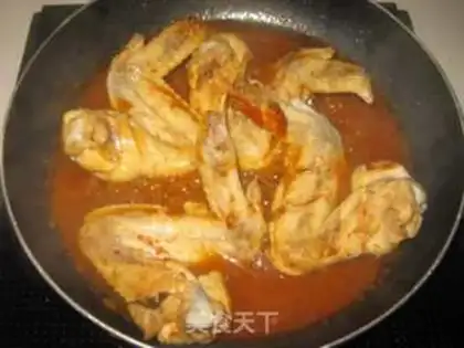 Make Garlic sauce, fried chicken wings step 6
