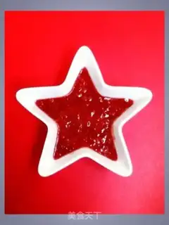 Make Homemade strawberry sauce step 4