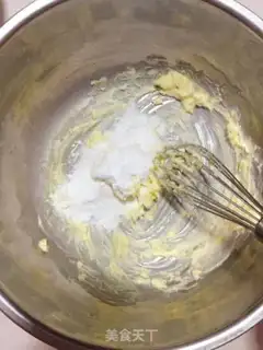 Make Two-coloured Chessies step 2
