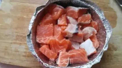 Make The salmon orchid salad step 1