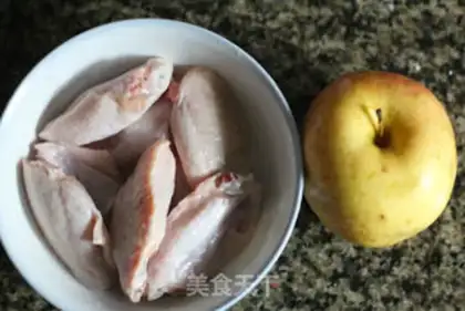 Make Apple chicken wings step 0