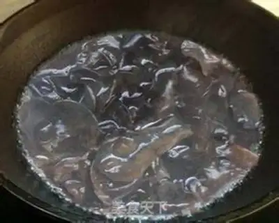 Make Red wine and wood step 1