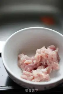 Make Tomato sauce step 1