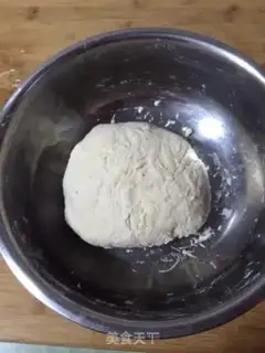 Make A flat pan for homemade fruit pizza step 1
