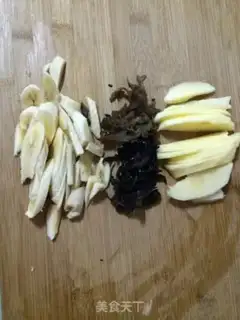 Make A flat pan for homemade fruit pizza step 3