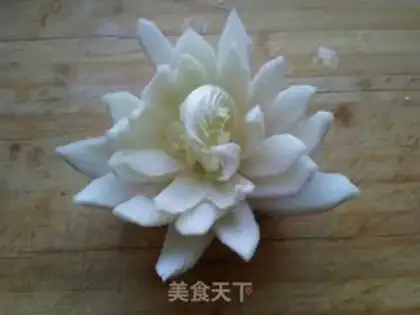 Make The Fleur Lotus step 2