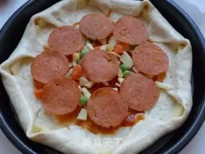 Make Salami heart pizza step 19