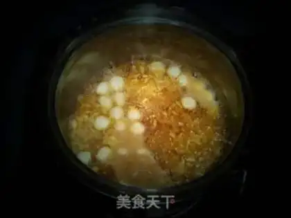 Make The rice omelet is full of soup step 4