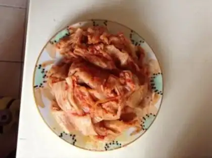 Make Hot cabbage makes meat step 1