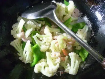 Make Pyramids and veggies step 8