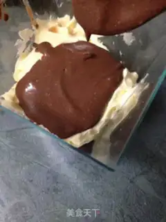 Make Chocolate tiramisu step 8
