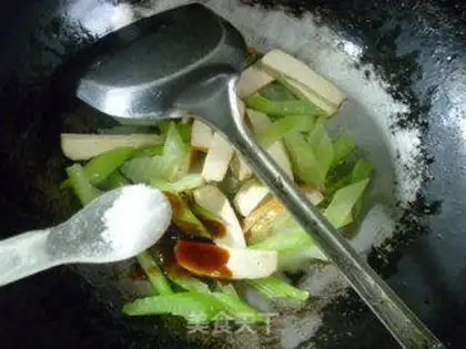 Make Celtic fried fragrance step 7