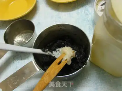 Make Black Sesame Pie step 5