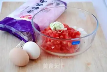 Make Tomato egg noodles step 0