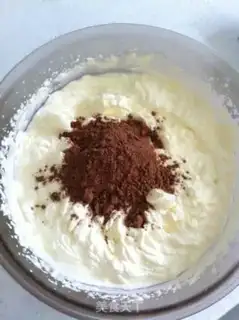 Make Multilayer chocolate cookie cake step 1