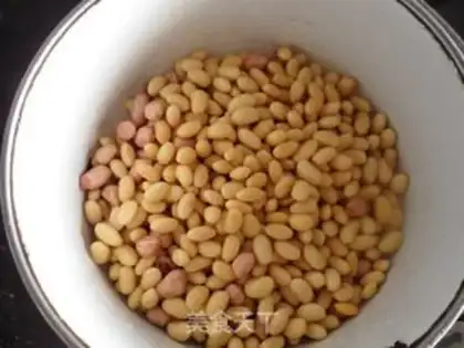 Make Soybean pig hoof step 3