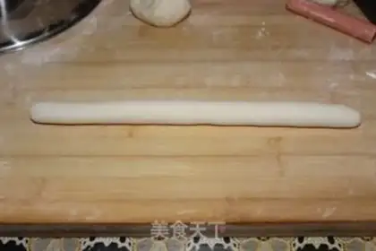Make Ham pine rolls step 4