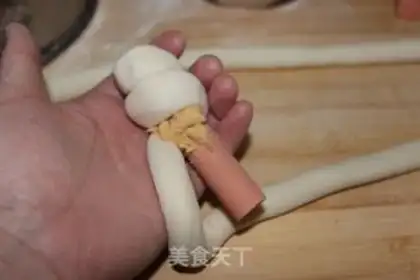 Make Ham pine rolls step 5