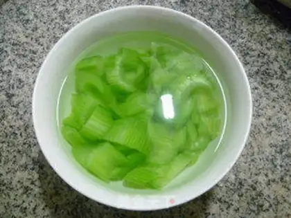 Make Apple with celery step 6