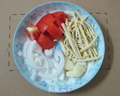 Make Tomato mushroom soup step 1