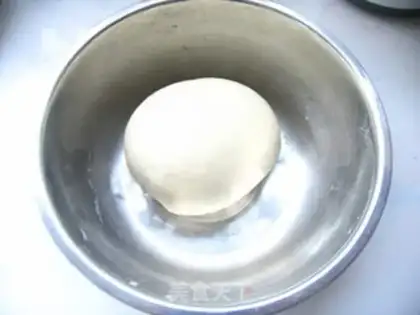 Make Three shrimp dumplings step 1
