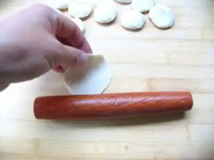 Make Three shrimp dumplings step 8