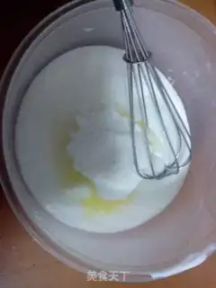 Make Yogurt mousse cake step 1