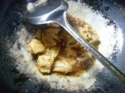 Make Two mushrooms fried chicken wings step 9