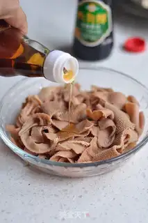 Make Spicy cow leaves step 5