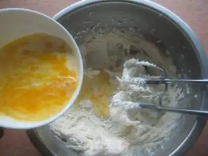 Make Yellow cake step 5