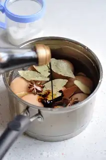 Make Eggs step 1